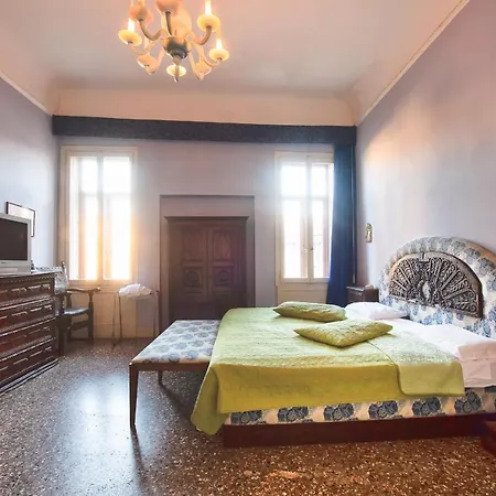 דירה Palazzo Dona Formosa *