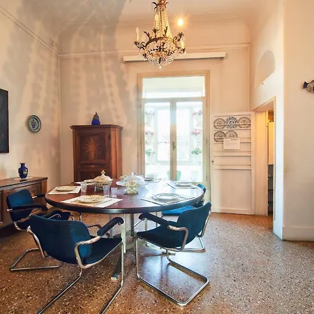 Palazzo Dona Formosa דירה *
